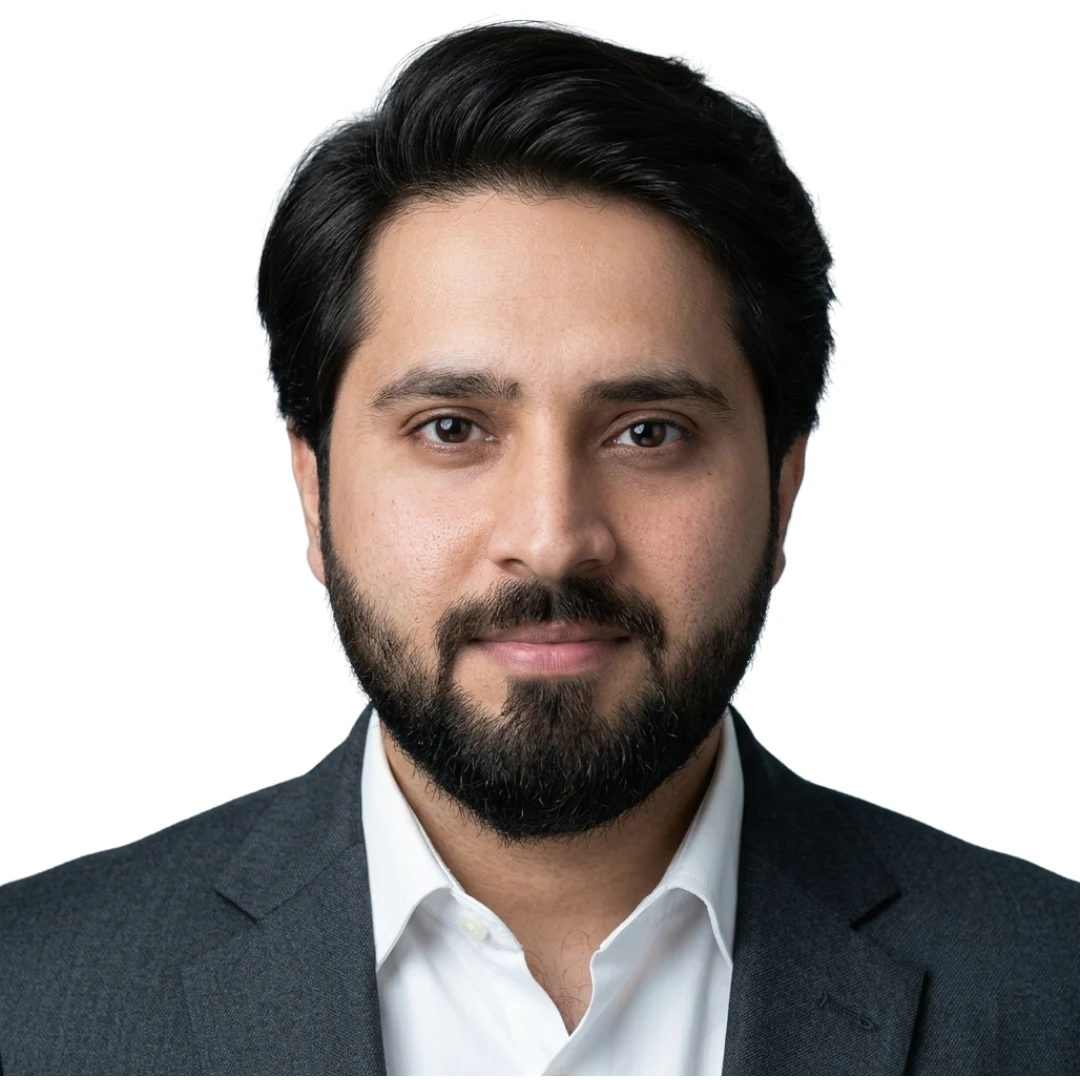 Aamir Saleem, SEO and AEO expert at eDigital Dreamers